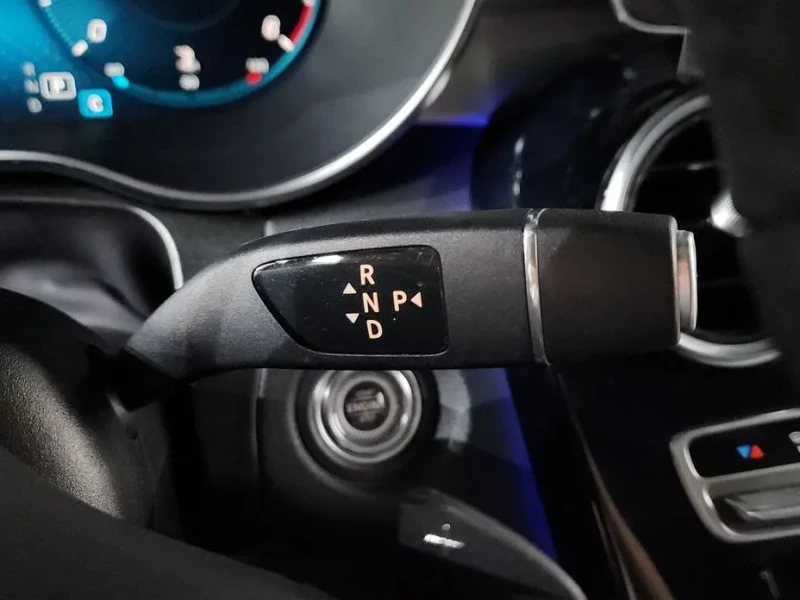 2021 Mercedes-Benz GLC с пробегом 68 531 км