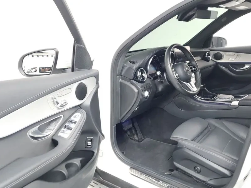 2021 Mercedes-Benz GLC с пробегом 68 531 км