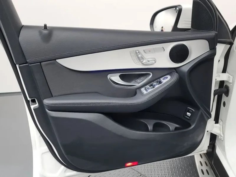 2021 Mercedes-Benz GLC с пробегом 68 531 км
