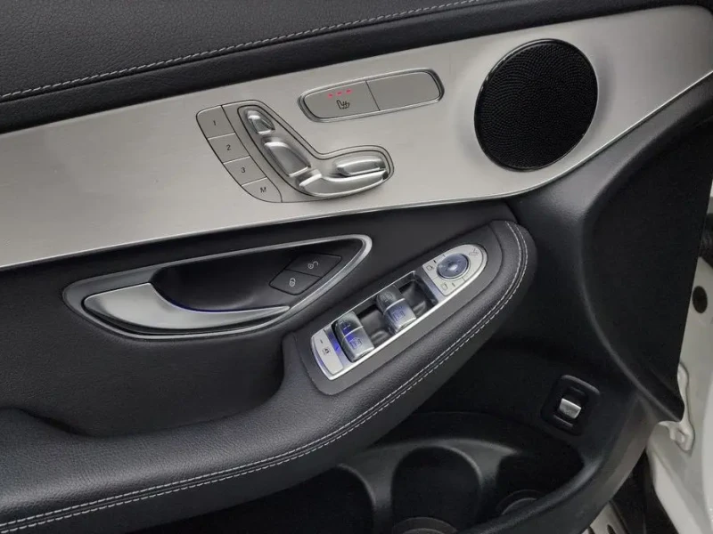 2021 Mercedes-Benz GLC с пробегом 68 531 км