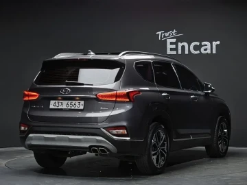 2018 Hyundai Santa Fe с пробегом 17 610 км