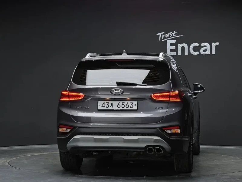 2018 Hyundai Santa Fe с пробегом 17 610 км