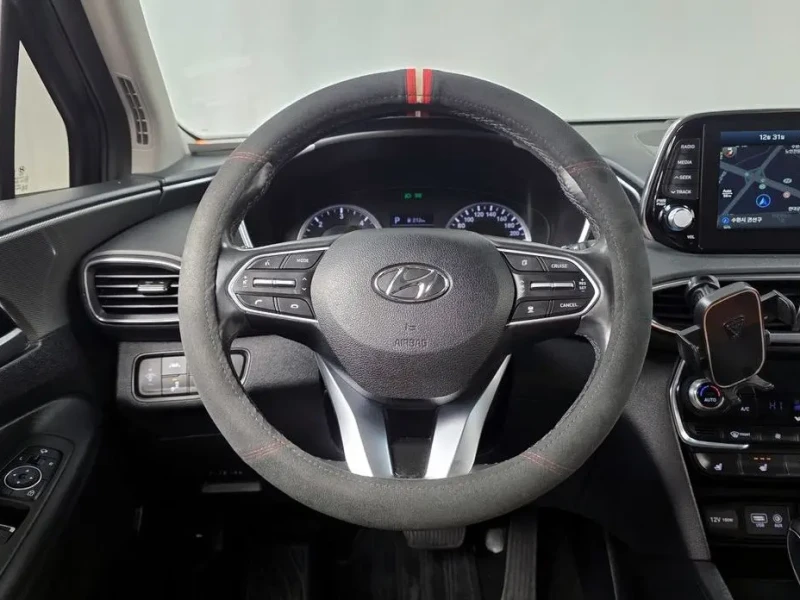 2019 Hyundai Santa Fe с пробегом 32 766 км