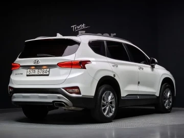 2019 Hyundai Santa Fe с пробегом 57 219 км
