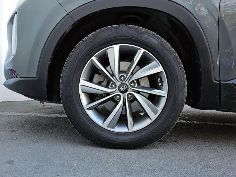 2019 Hyundai Santa Fe с пробегом 129 487 км