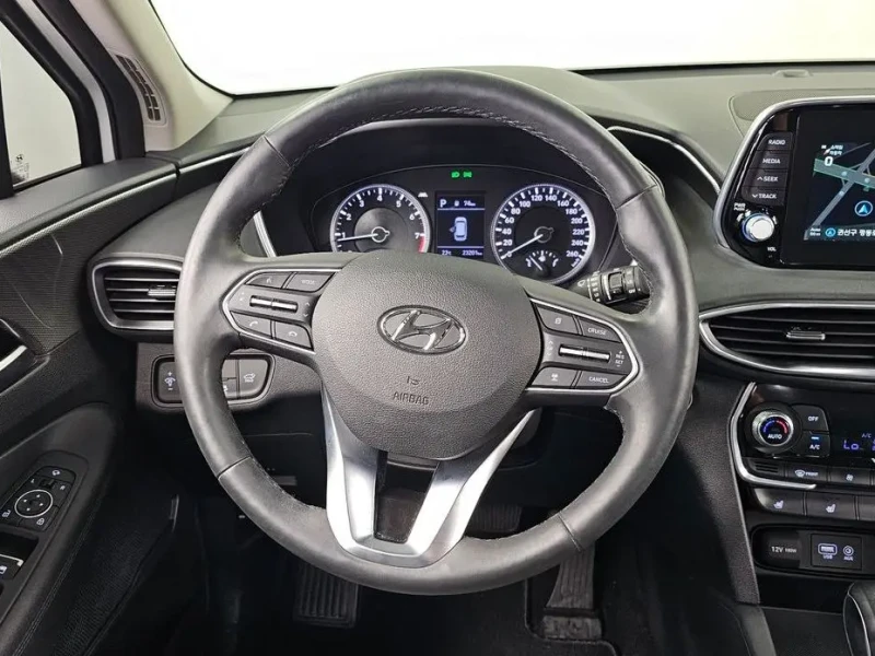 2019 Hyundai Santa Fe с пробегом 23 201 км
