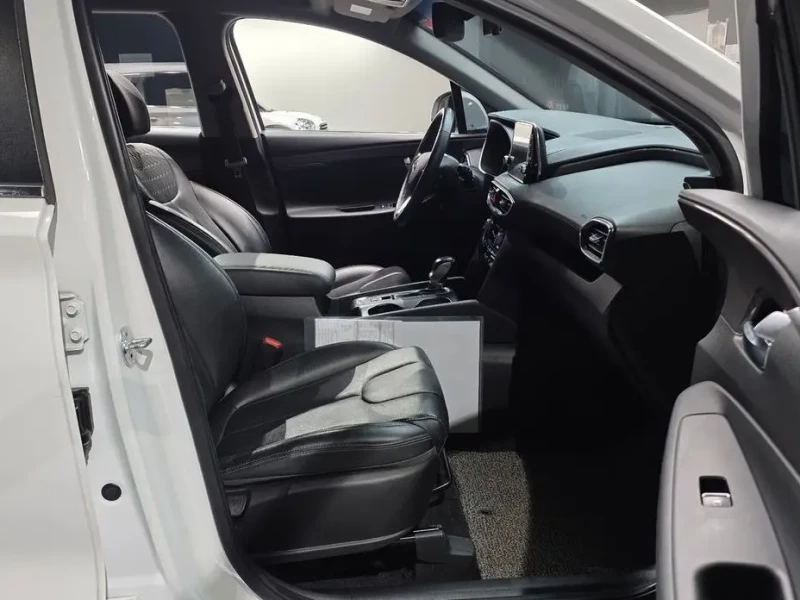 2020 Hyundai Santa Fe с пробегом 121 436 км