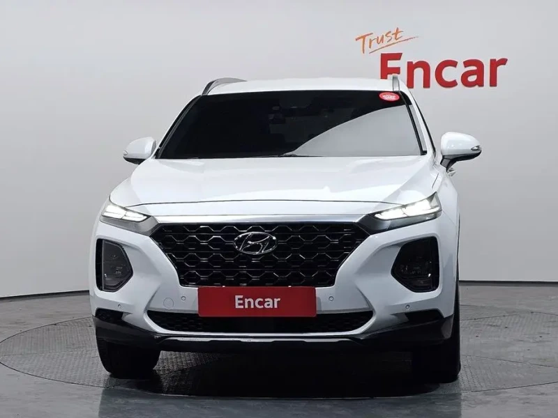 2019 Hyundai Santa Fe с пробегом 13 110 км