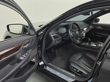 2016 BMW 7 серии с пробегом 110 833 км