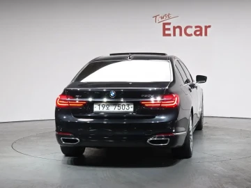 2016 BMW 7 серии с пробегом 138 640 км