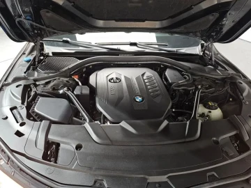 2016 BMW 7 серии с пробегом 138 640 км
