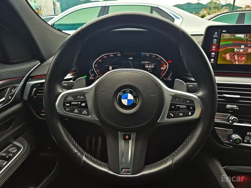 2023 BMW 6 серии с пробегом 52 941 км