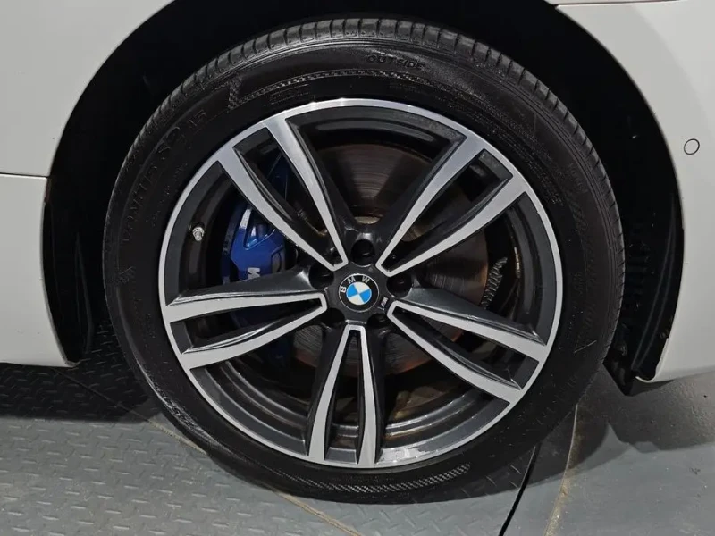 2021 BMW 6 серии с пробегом 125 855 км