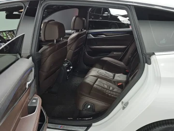 2021 BMW 6 серии с пробегом 125 855 км