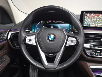 2023 BMW 6 серии с пробегом 71 933 км