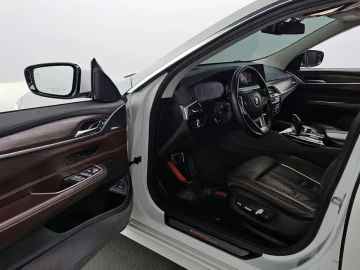 2019 BMW 6 серии с пробегом 63 248 км