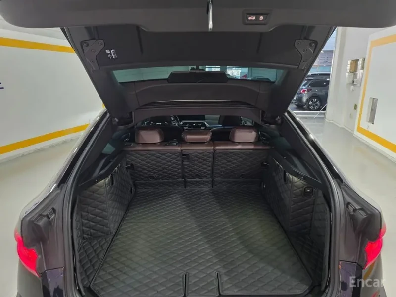 2022 BMW 6 серии с пробегом 93 436 км