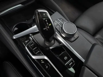 2022 BMW 6 серии с пробегом 92 871 км