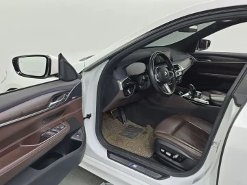 2020 BMW 6 серии с пробегом 47 706 км