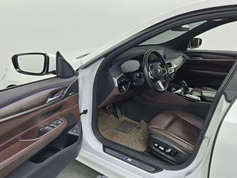 2020 BMW 6 серии с пробегом 47 706 км