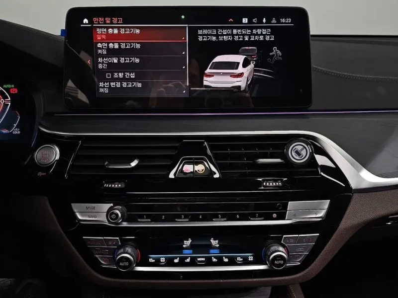 2022 BMW 6 серии с пробегом 85 027 км