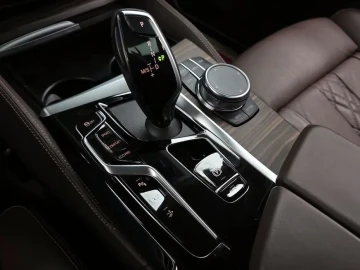 2023 BMW 6 серии с пробегом 42 670 км