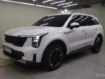 2025 Kia Sorento с пробегом 15 700 км