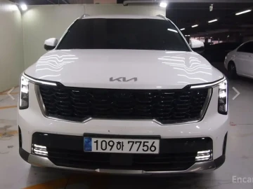 2025 Kia Sorento с пробегом 15 700 км