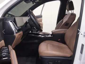 2025 Kia Sorento с пробегом 15 700 км