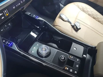 2024 Kia Sorento с пробегом 16 766 км