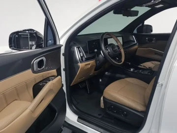 2024 Kia Sorento с пробегом 16 766 км