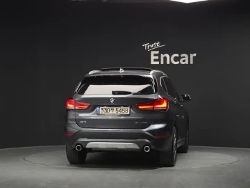 2021 BMW X1 с пробегом 47 471 км