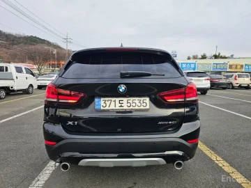 2021 BMW X1 с пробегом 67 700 км