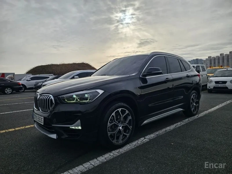 2021 BMW X1 с пробегом 67 700 км