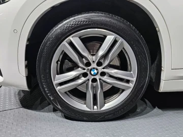 2020 BMW X1 с пробегом 71 500 км