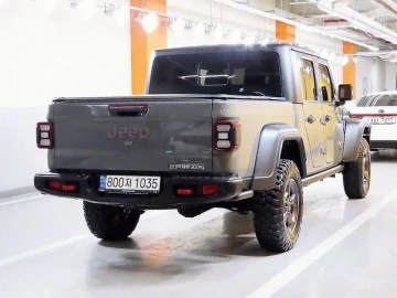 2023 Jeep Gladiator с пробегом 41 916 км