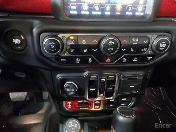 2023 Jeep Gladiator с пробегом 41 916 км