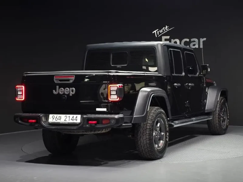 2021 Jeep Gladiator с пробегом 92 045 км