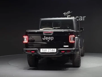 2021 Jeep Gladiator с пробегом 92 045 км