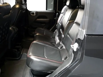 2021 Jeep Gladiator с пробегом 92 045 км