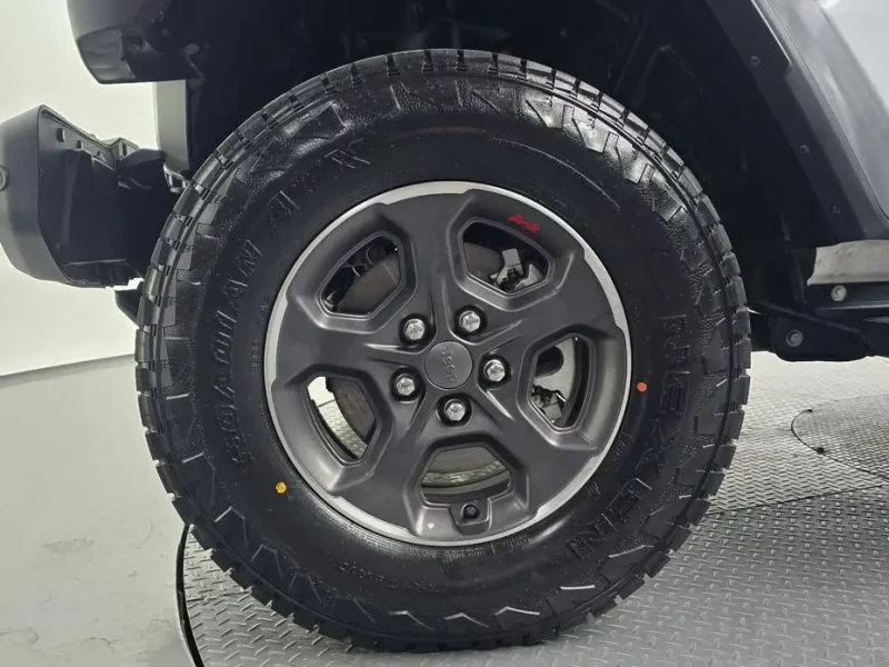 2023 Jeep Gladiator с пробегом 49 482 км
