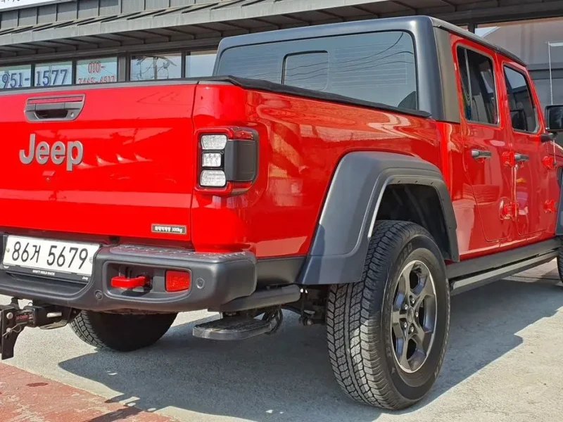 2020 Jeep Gladiator с пробегом 33 700 км