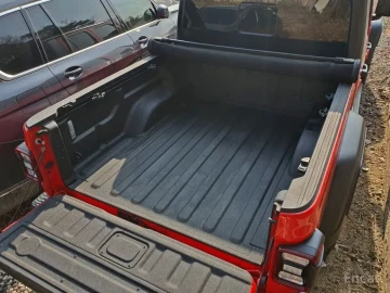 2020 Jeep Gladiator с пробегом 33 700 км