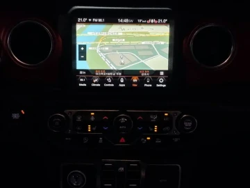2022 Jeep Gladiator с пробегом 23 798 км