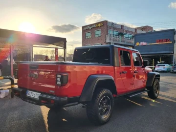 2022 Jeep Gladiator с пробегом 35 885 км