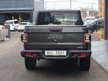2021 Jeep Gladiator с пробегом 62 582 км