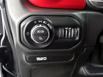 2021 Jeep Gladiator с пробегом 62 582 км