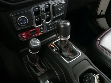 2021 Jeep Gladiator с пробегом 32 832 км