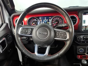 2021 Jeep Gladiator с пробегом 32 832 км