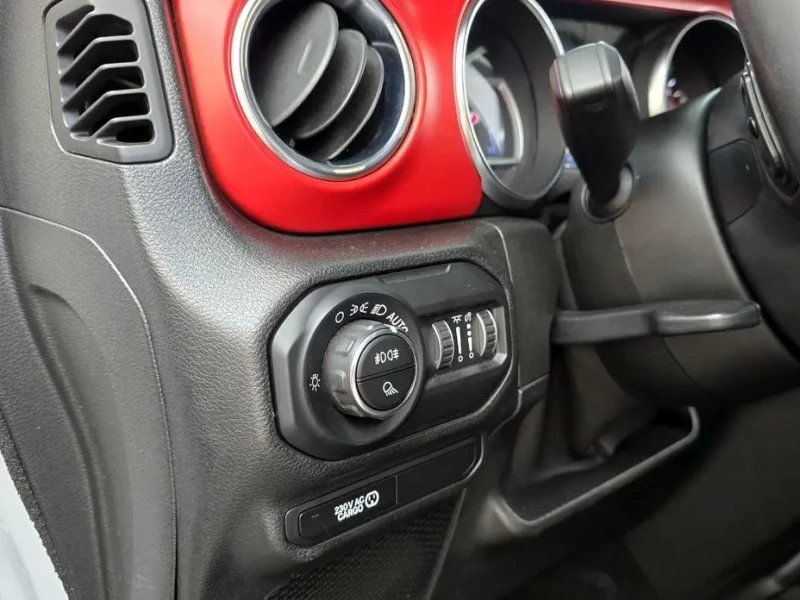 2021 Jeep Gladiator с пробегом 32 832 км